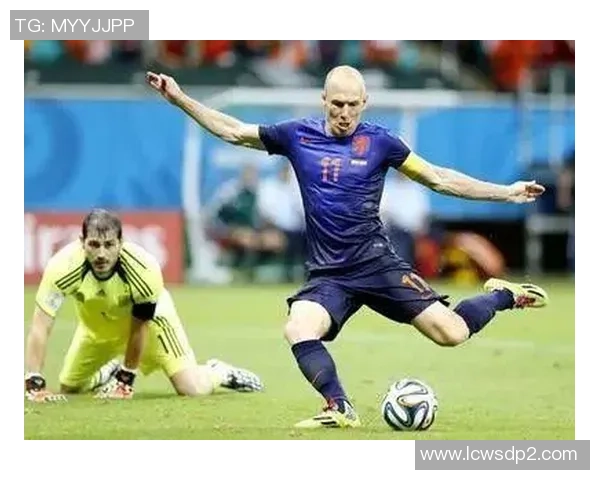 世界杯单刀失误足球巨星错失进球成千古遗憾