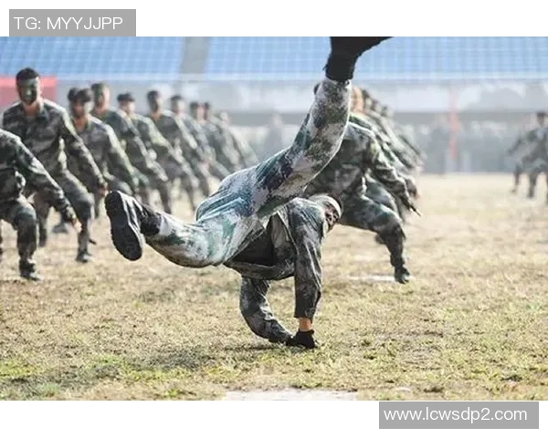 以诗词赞足坛巨星风采描绘球场英姿传递热血与梦想 以诗词赞足坛巨星风采描绘球场英姿传递热血与梦想