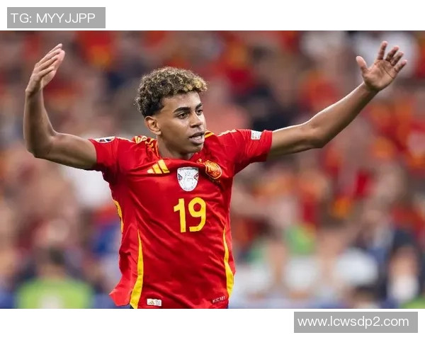 全球足坛十大神级球星盘点 各路传奇如何书写辉煌历史 全球足坛十大神级球星盘点 各路传奇如何书写辉煌历史