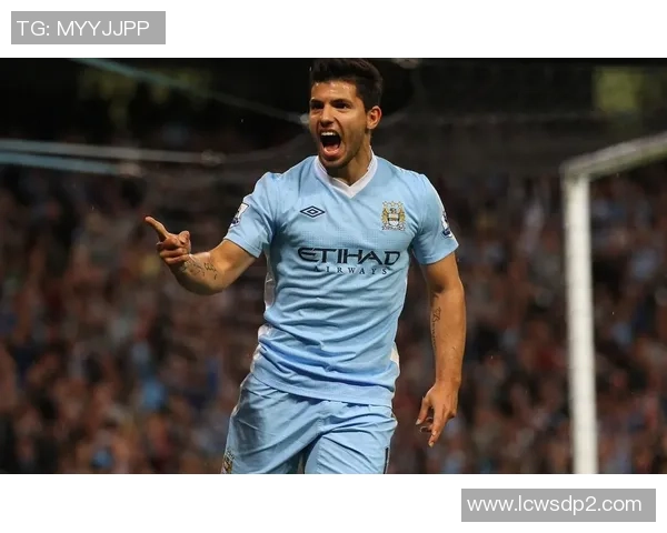 全球足球巨星高清背景图集 领略球场传奇人物风采