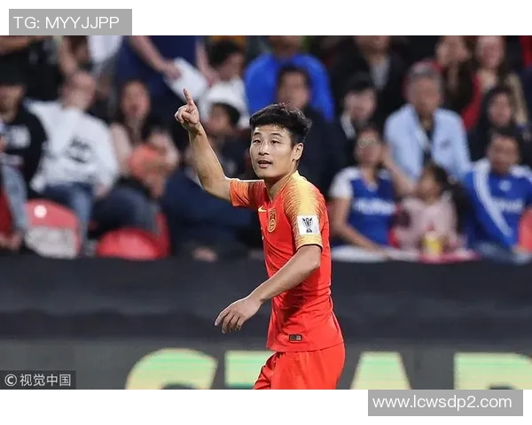 姚晨个人资料全解析 揭秘男足球星背后的成长历程与成就 姚晨个人资料全解析 揭秘男足球星背后的成长历程与成就