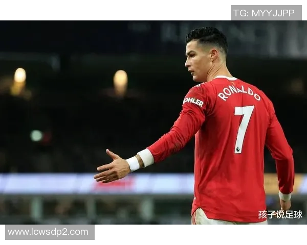 皇马足球巨星风采尽显 经典头像展示其荣耀与实力