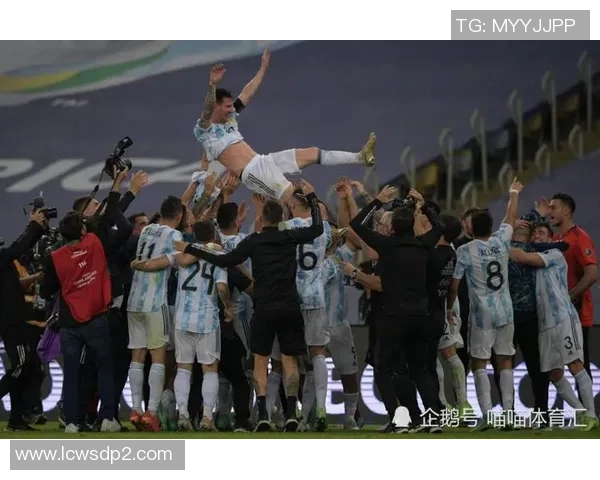 绿茵巨星凯利辉煌时刻与传奇足坛生涯全面解析