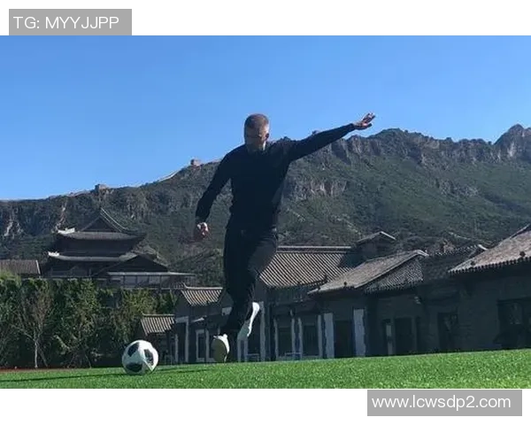 足球明星眼中的长城魅力探索与历史文化深度解读